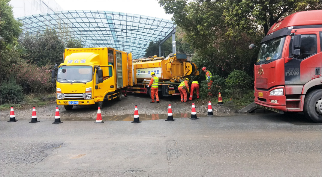 贡嘎成区雨污水管网“四位一体”检测疏通项目